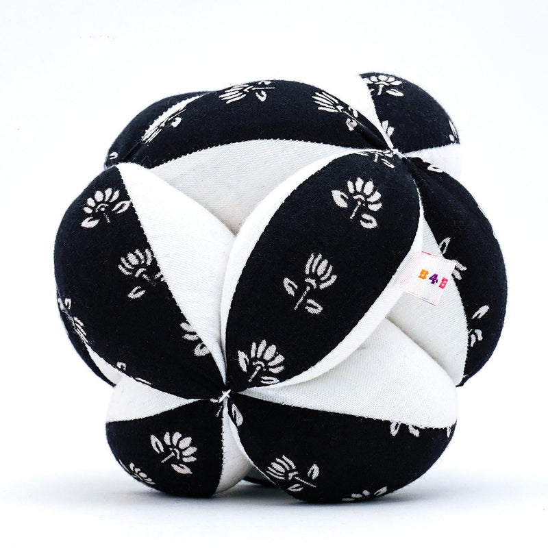 Clutch Ball For babies 0-1 year for brain development designed by Experts